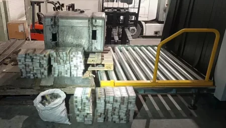 Edirne’de Tırda 1800 Paket Kaçak Sigara Ele Geçirildi