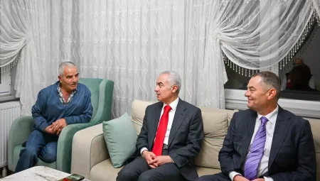 Kırklareli Valisi Turan, Kıbrıs gazisi Bektaş’ı ziyaret etti