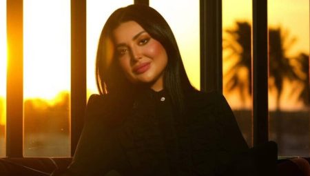 Şantaja uğrayan genç sunucu uykusunda öldü