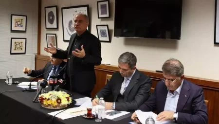 Sırakaya Londra’da STK Temsilcileriyle Buluştu