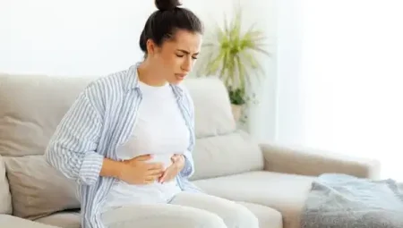 Yeni güne hafif ve rahat uyanmanın etkili yolu: Sabah şişkinliğini yok eden beslenme 8 tüyo