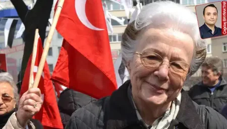 Atatürk ilkelerinin yılmaz savunucusuydu: Velidedeoğlu’nu uğurladık