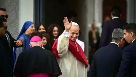 Papa 14. Leo, Şişli’deki Kutsal Ruh Katedrali’ne geldi