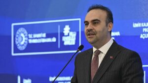 Bakan Kacır: Türkiye üretim kapasitesini istikrarlı bir şekilde artırıyor