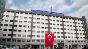 İstanbul Emniyeti, Bayrampaşa’da ‘Okulda silahlı şahıslar yakalandı’ iddialarını yalanladı